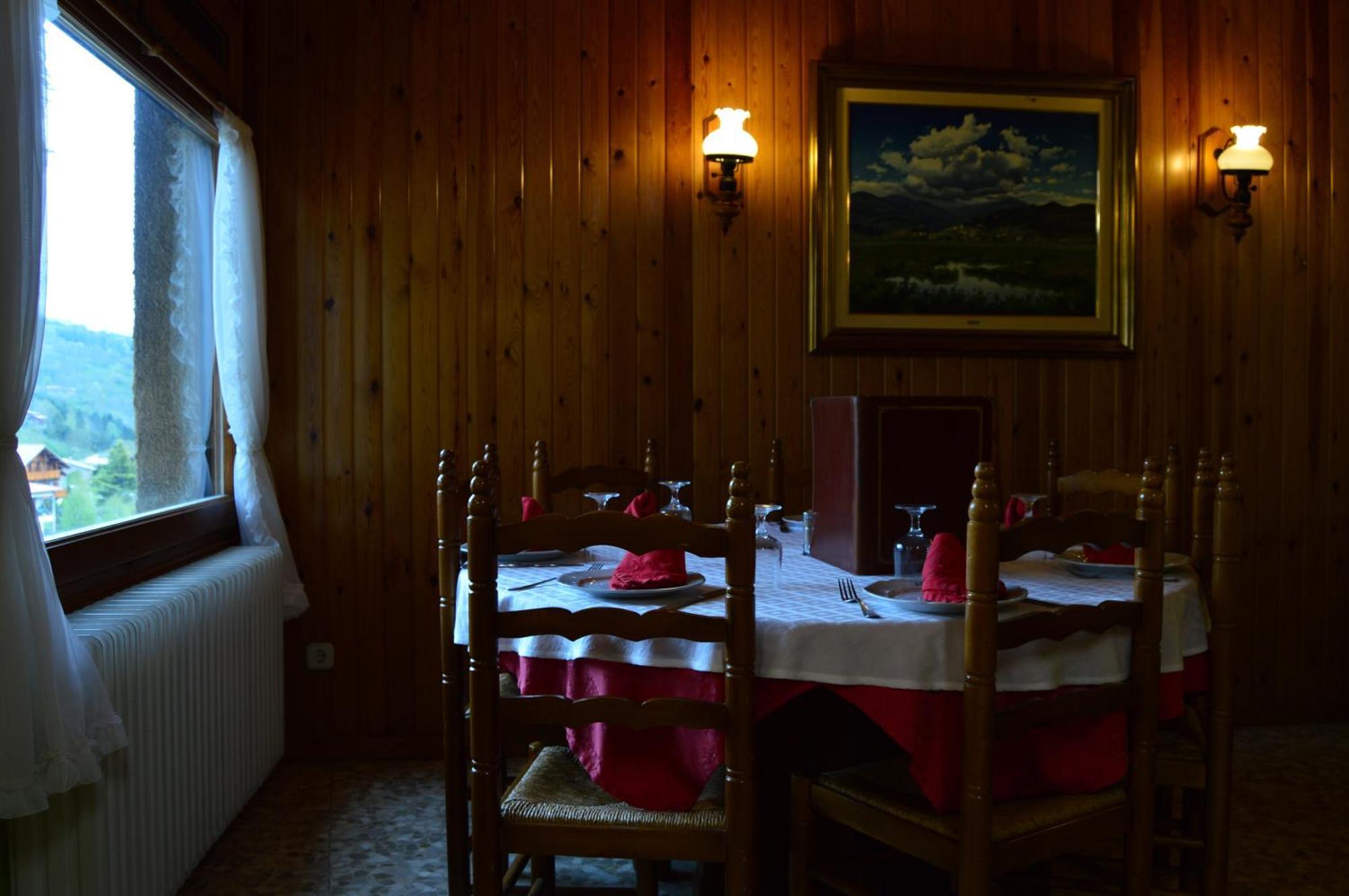Hostal L'Escon Llanars Eksteriør bilde